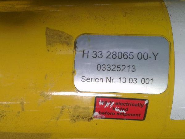 Цилиндр противовеса Grove GMK 4100