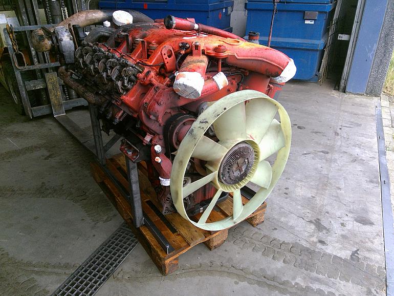 Mercedes OM 502 LA E2/4