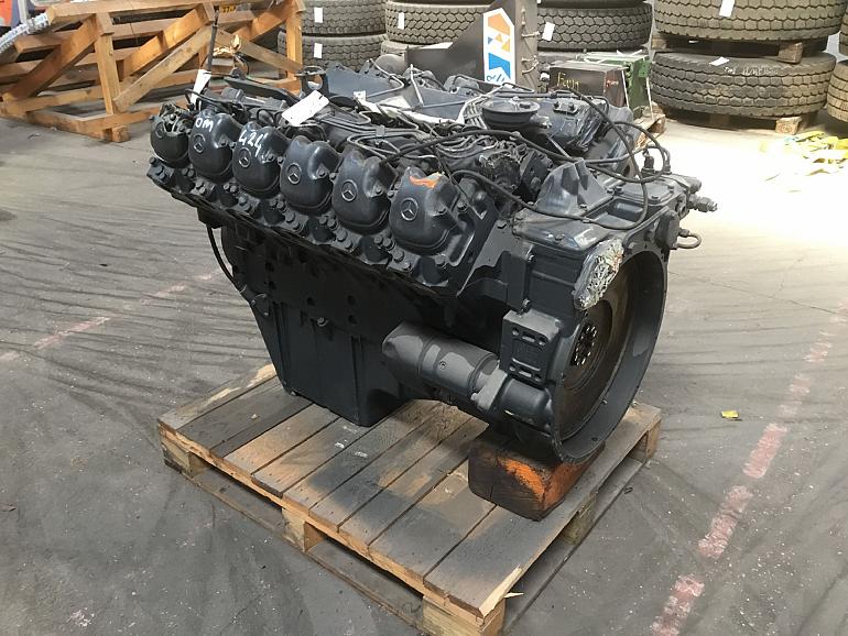 Mercedes OM 424