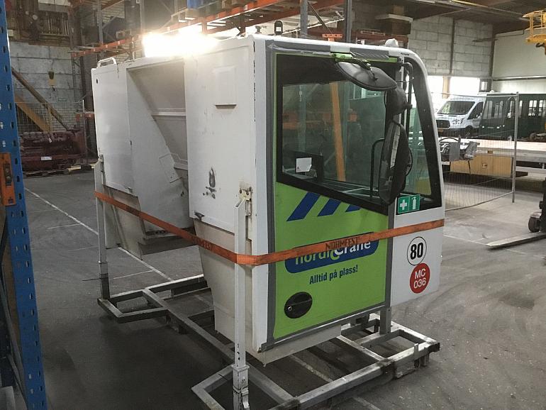 Кабина шасси Terex Demag АС 100