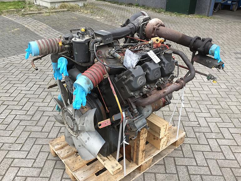 Mercedes OM 401 LA