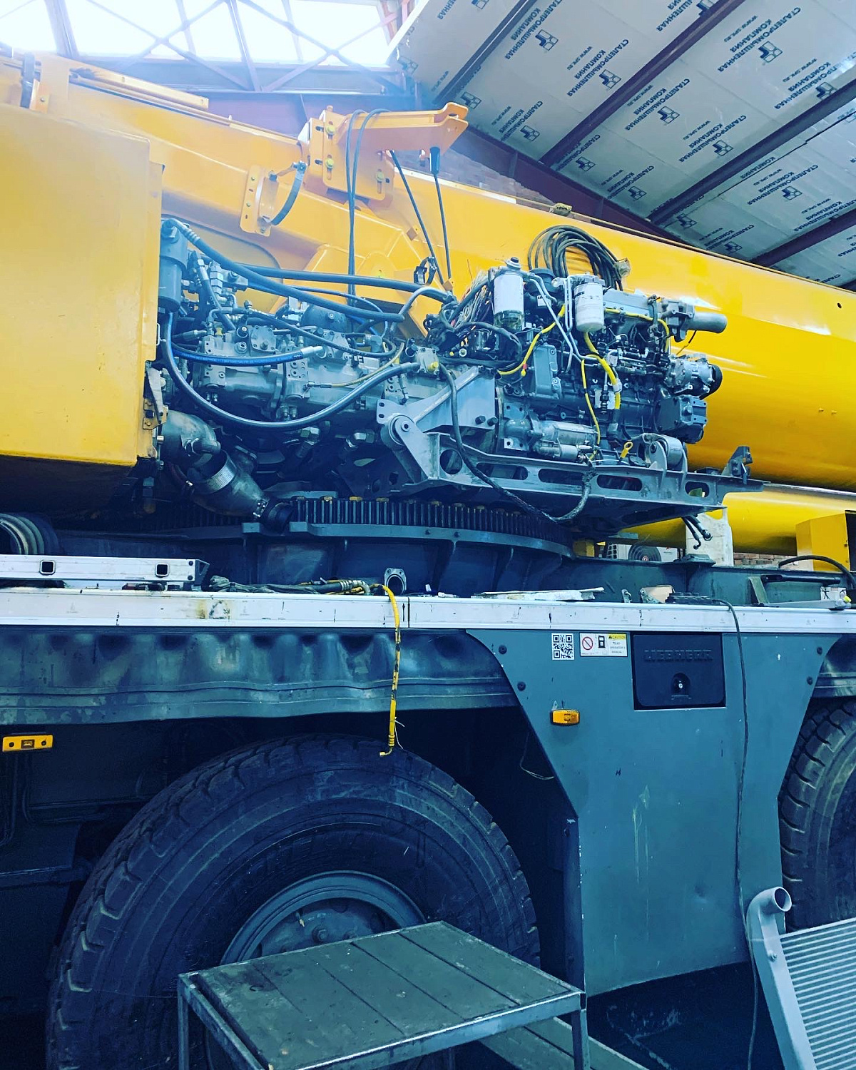 Восстановление автокрана LIEBHERR LTM 1250-6.1 после пожара
